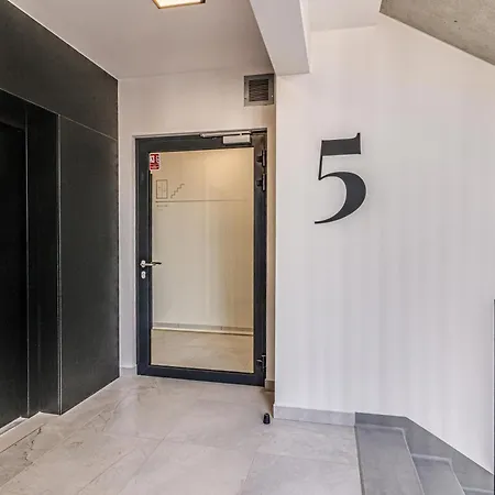 Appartement Rentplanet - Dmowskiego