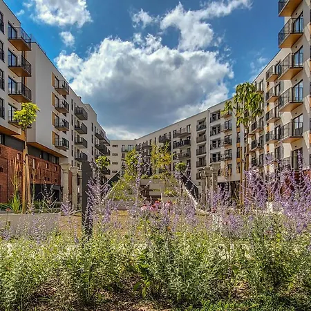 Rentplanet - Dmowskiego Apartman *