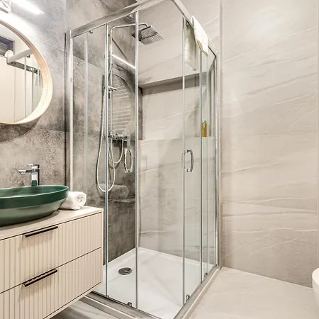 Rentplanet - Dmowskiego *