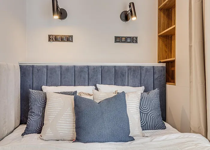 Apartment Rentplanet - Dmowskiego *