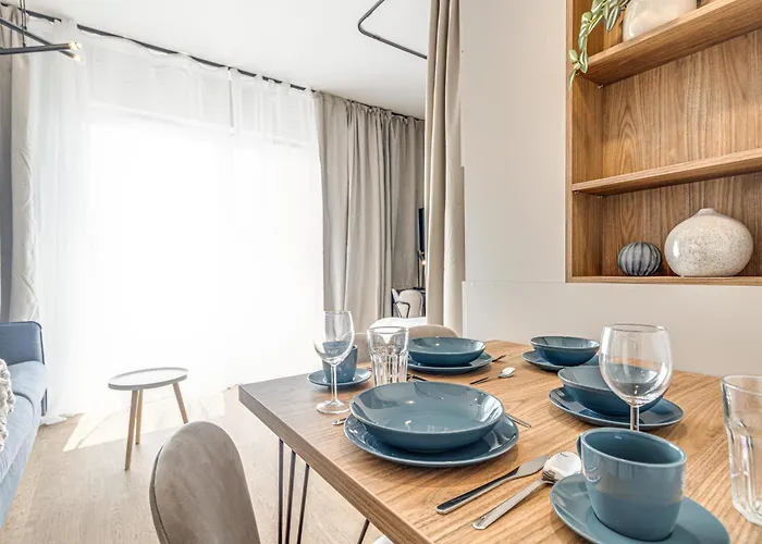 Rentplanet - Dmowskiego *