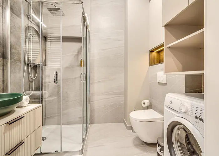 Rentplanet - Dmowskiego Apartment